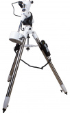 synta_sky_watcher_eq5_synscan_goto_mount_with_steel_tripod_1