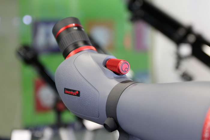 Levenhuk Blaze PLUS 90 – мощная зрительная труба